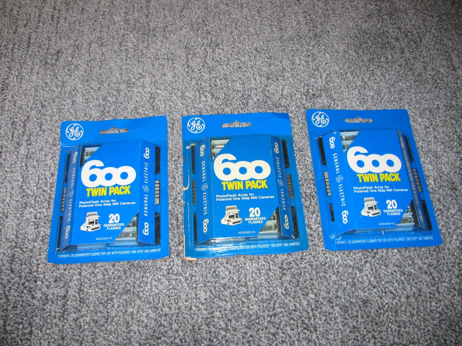 Vintage GE 600 Array Flash Bars- 20 Flashes - for certain Polaroid 600 Cameras