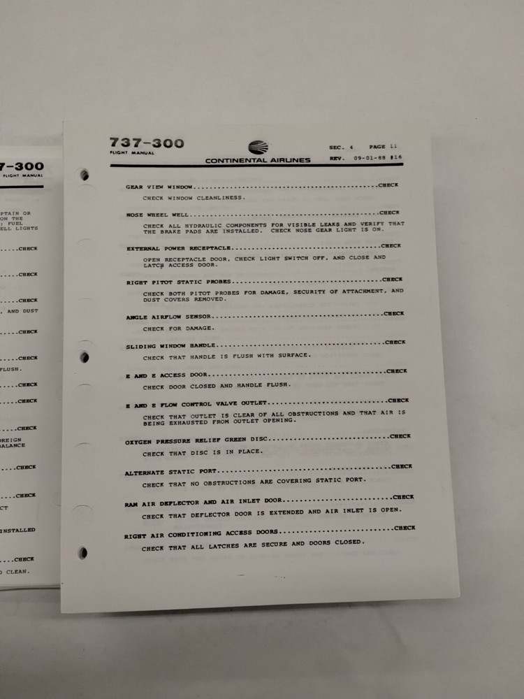 Continental 737-300 Flight Manual 1990-Copy