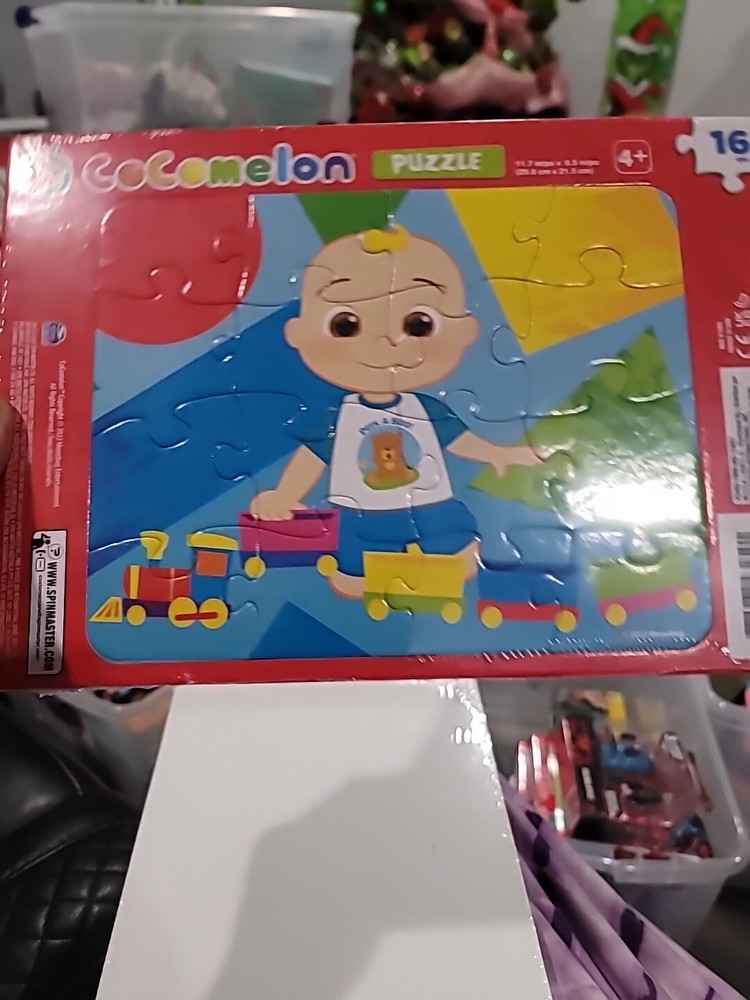 Cocomelon puzzle Peek A Boo 16 Pc Train T7