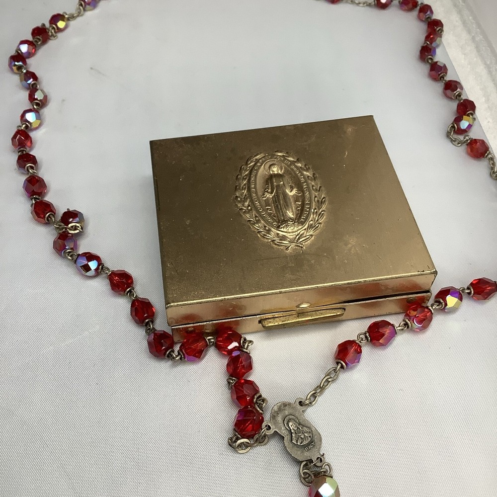Vintage Rosary With Compact