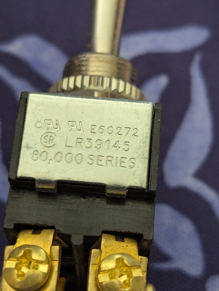 Toggle Switch E60272 / LR39145, 80,000 Series