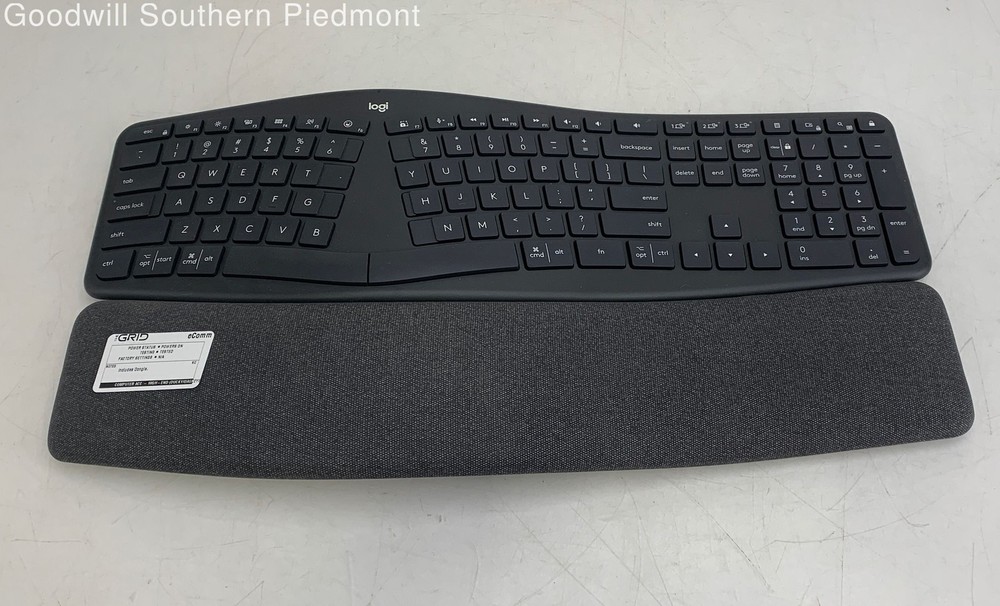 Logitech Ergo K860 Wireless Keyboard with USB Dongle Bundle - Tested