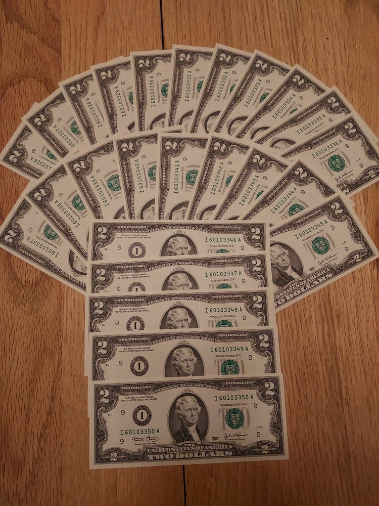 2003 A (1) Two Dollar Bill $2 Note (Minneapolis) UNC No Folds + Sequential