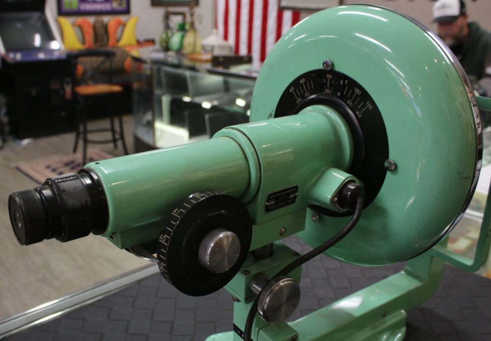 American Optical Company Ophthalmometer Model 11000 UNTESTED