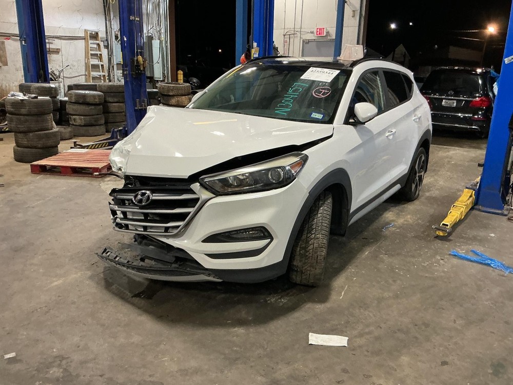 Used Blind Spot Detection System Warning Control Module fits: 2018 Hyundai Tucso