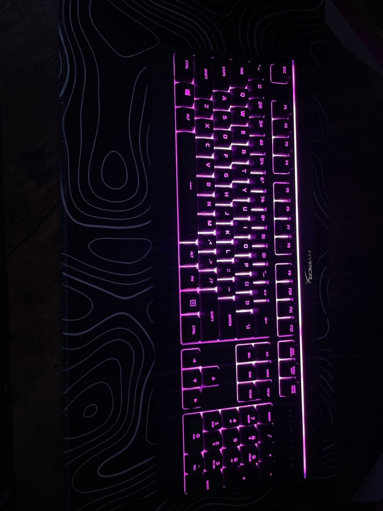 HyperX Solo Cast Mic USB & HyperX Alloy Core Full Sized RBG Gaming Keyboard