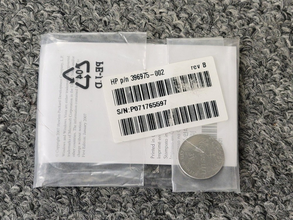 HP Mobile Remote Control Express Card P/N 396975-002 with Battery