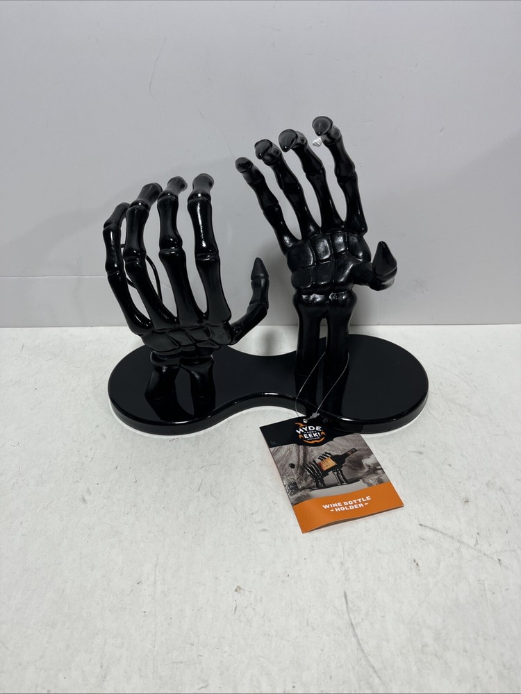 Hyde And Eek Black Skeleton Wine Bottle Holder NEW