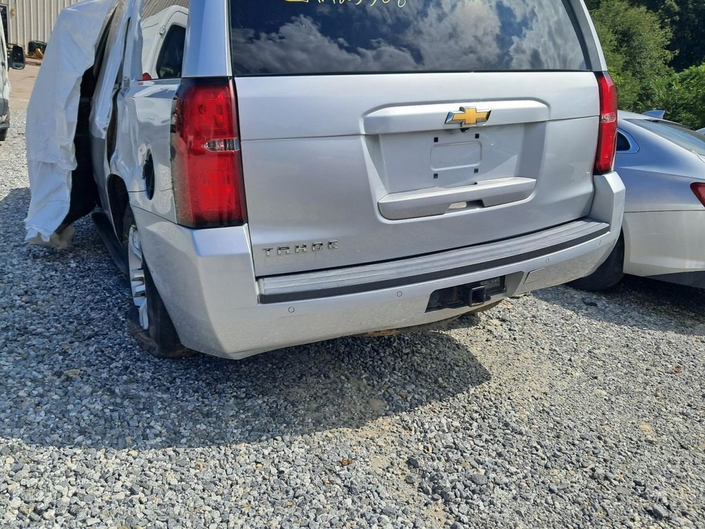 TAHOE 2015 Glove Box 4780045