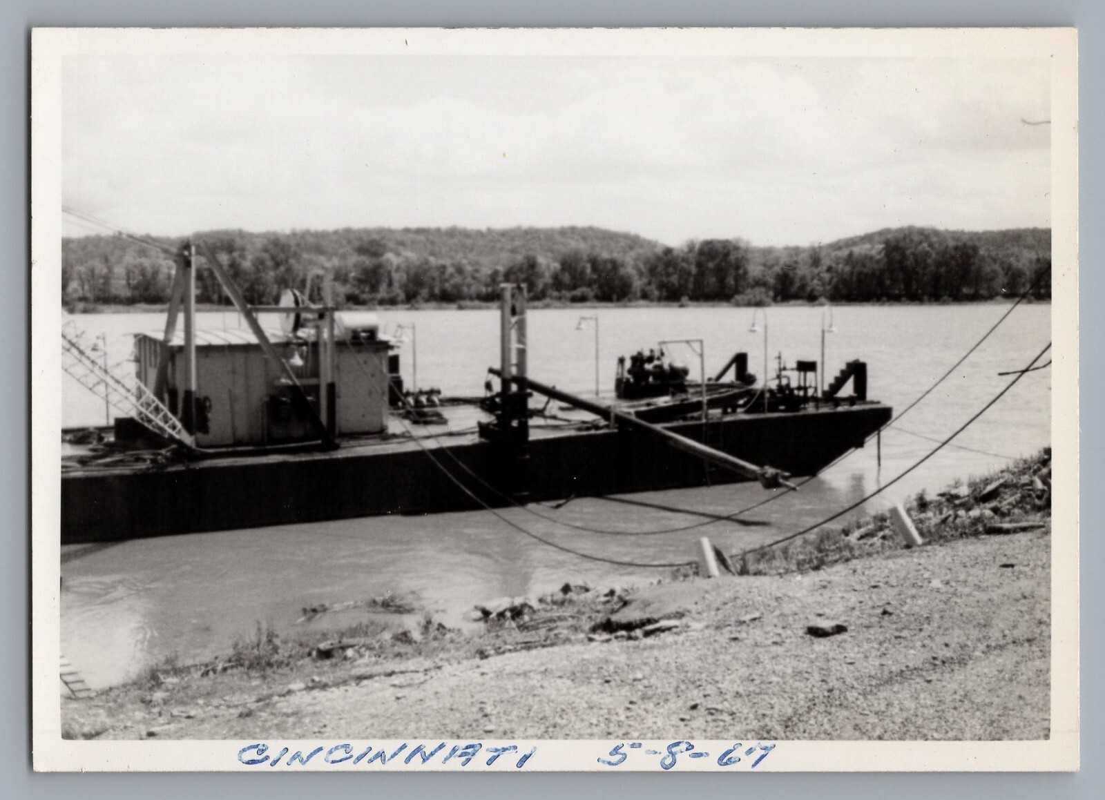 1967 Gulf Oil & Gas Vintage 4.25 x 3" Photo Pipeline Cincinnati, Ohio   9419