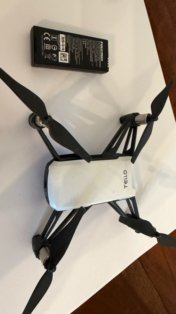 DJI Tello Minidrone Quadcopter - White with controller and three sets of props