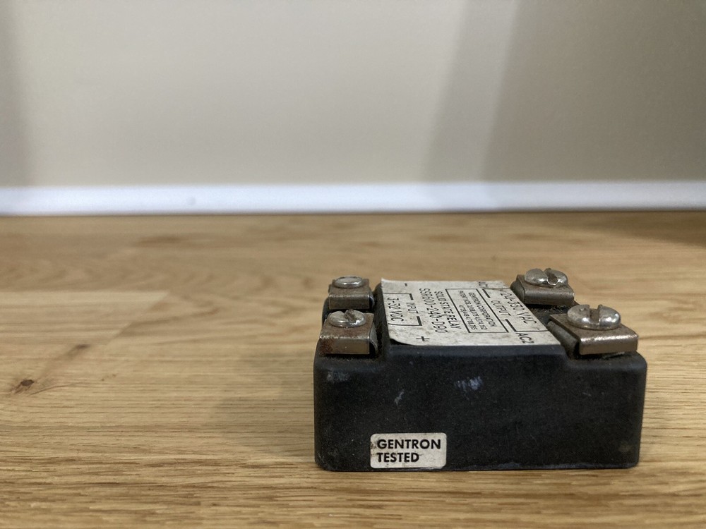 Gentron SSR600240D25 Solid State Relay 3-32VDC Input, 240VAC Output