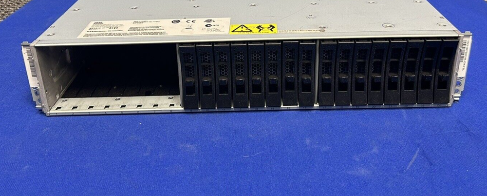 IBM System Storage DS8000 2107-D02 NO PSU's
