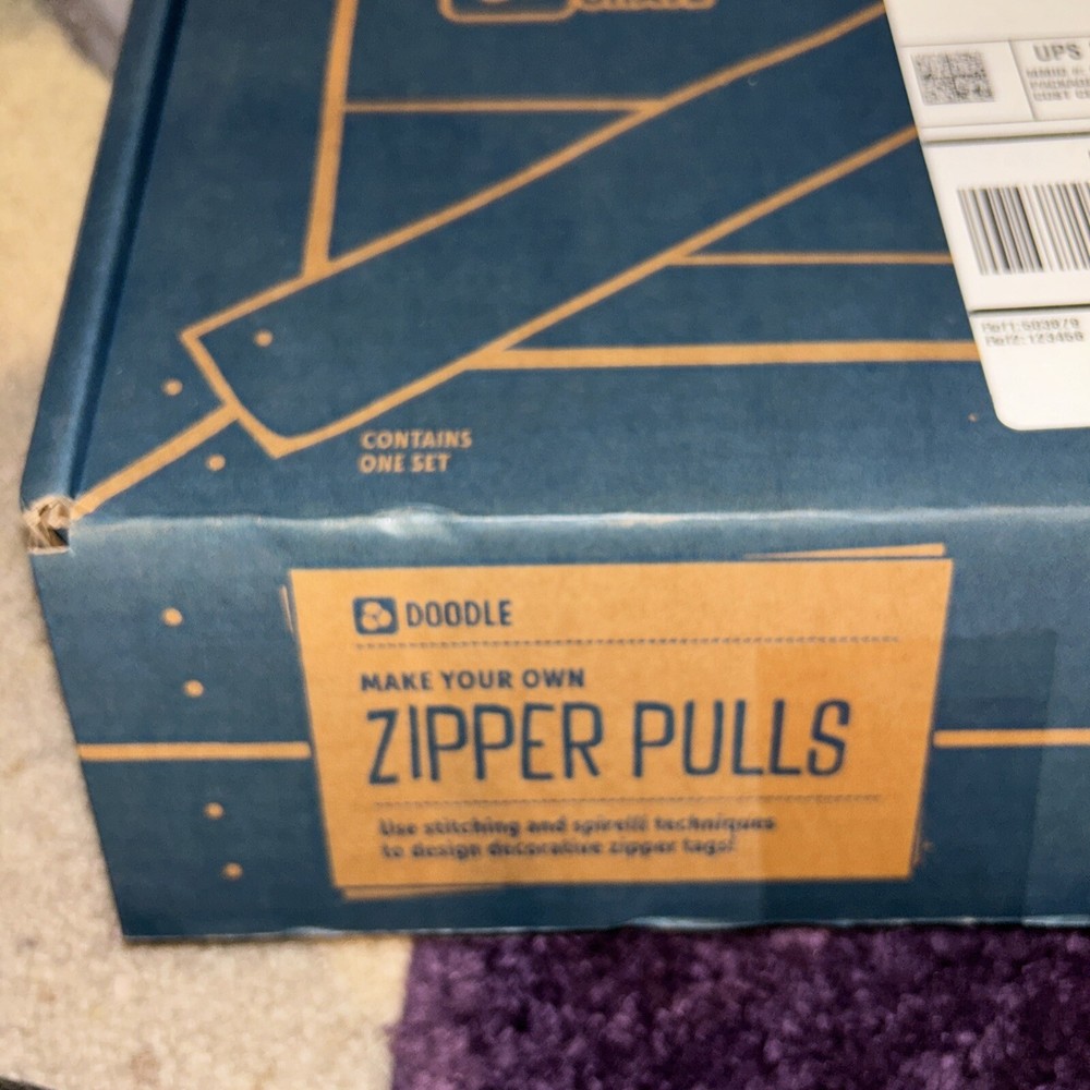 Kiwi Co Doodle Crate Zipper Pulls