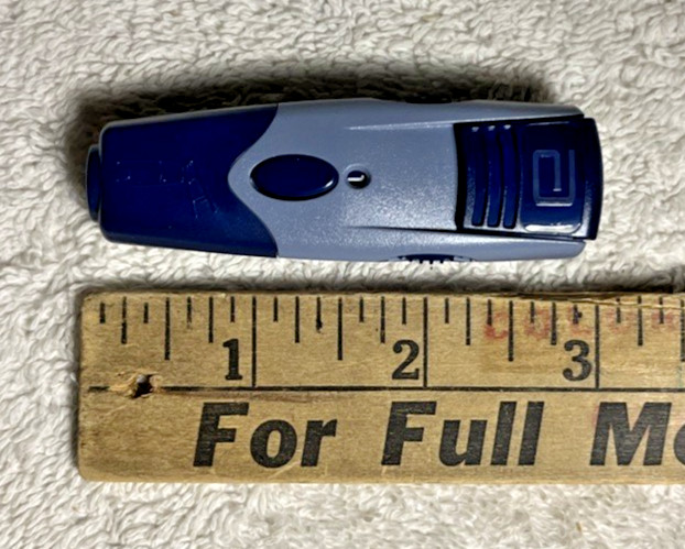 Freestyle Original Wide Lancing Device Solid & Clear AST Caps & 10 Lancets Rare