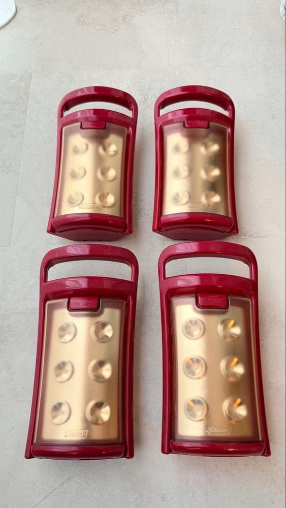 Coleman CPX6 Quad LED Lantern 4-Panel Detachable Battery Powered Used