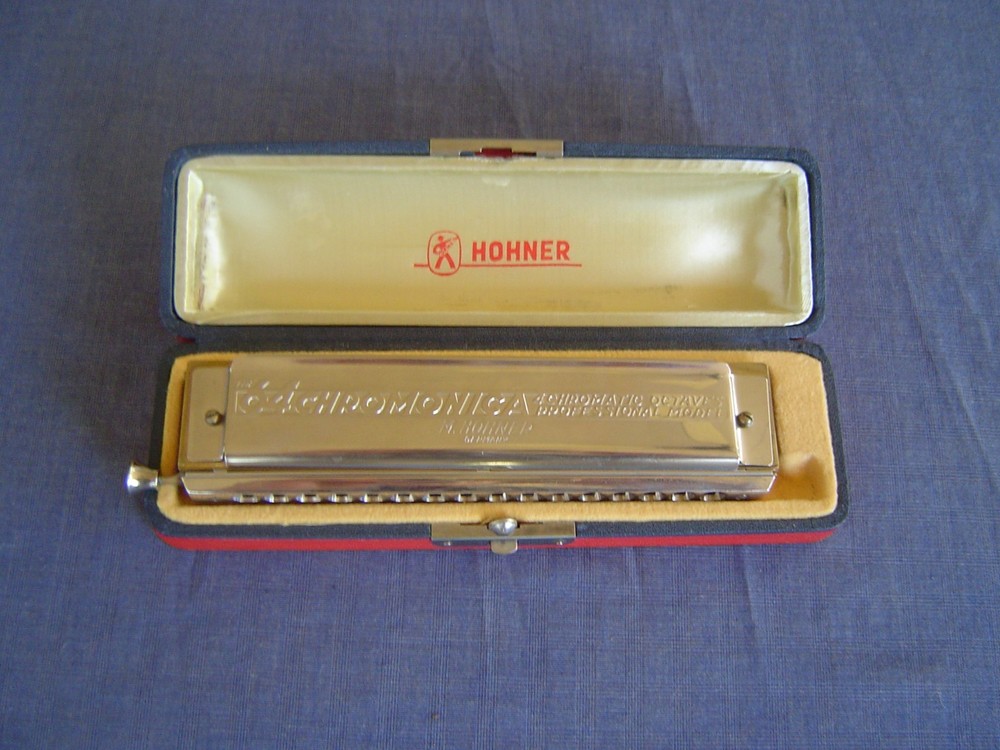 HOHNER "64 CHROMONICA" MODEL 280/64 "C" & RED STORAGE CASE