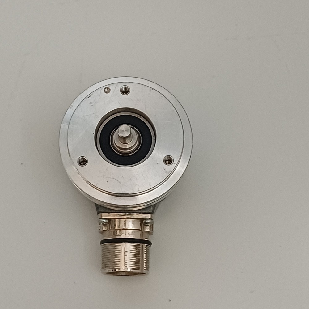 KUBLER 8.5000.B100.1024.F004 INCREMENTAL ENCODER