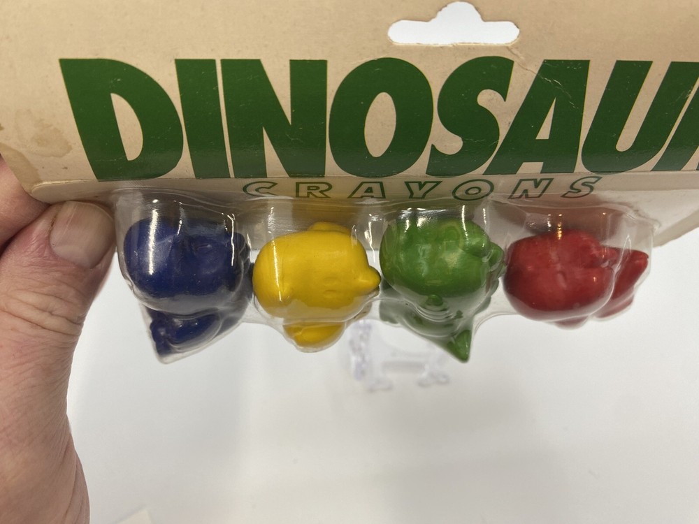 Dino Shape 4pc Dinosaur Shaped Color Crayons (B2)