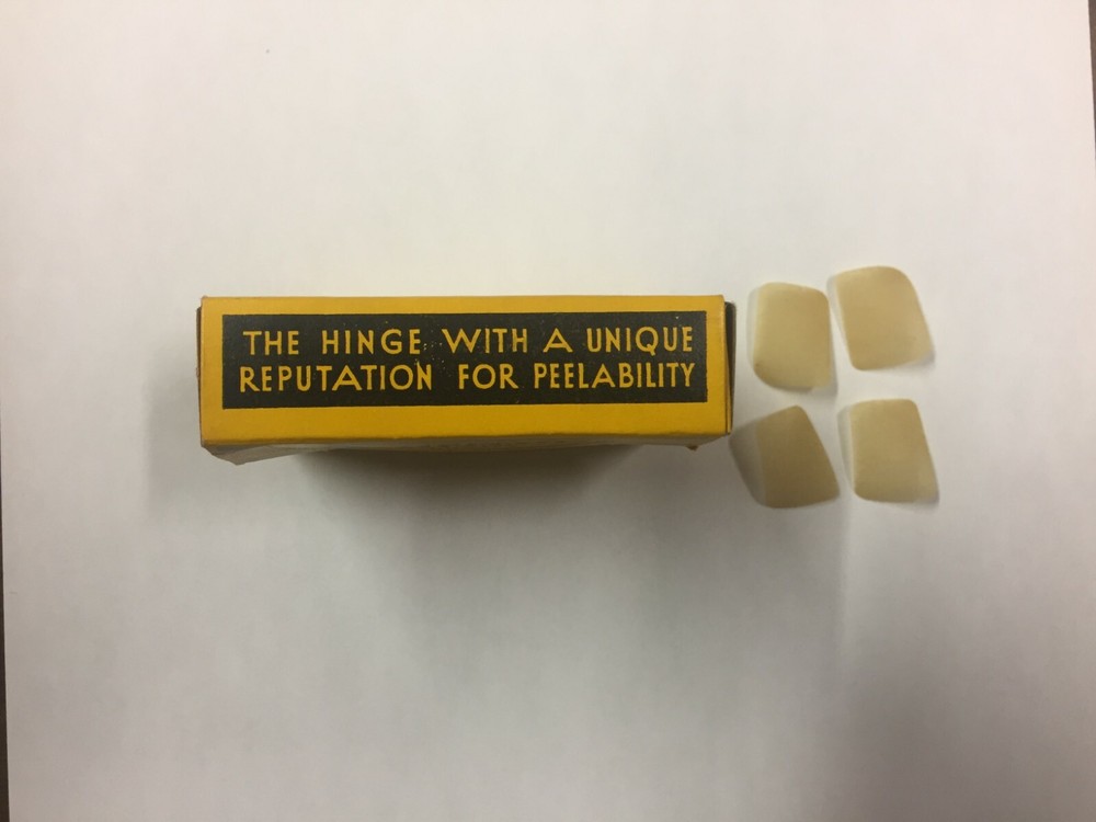 1000 Cosmopolitan Vintage Stamp Hinges - Unfolded