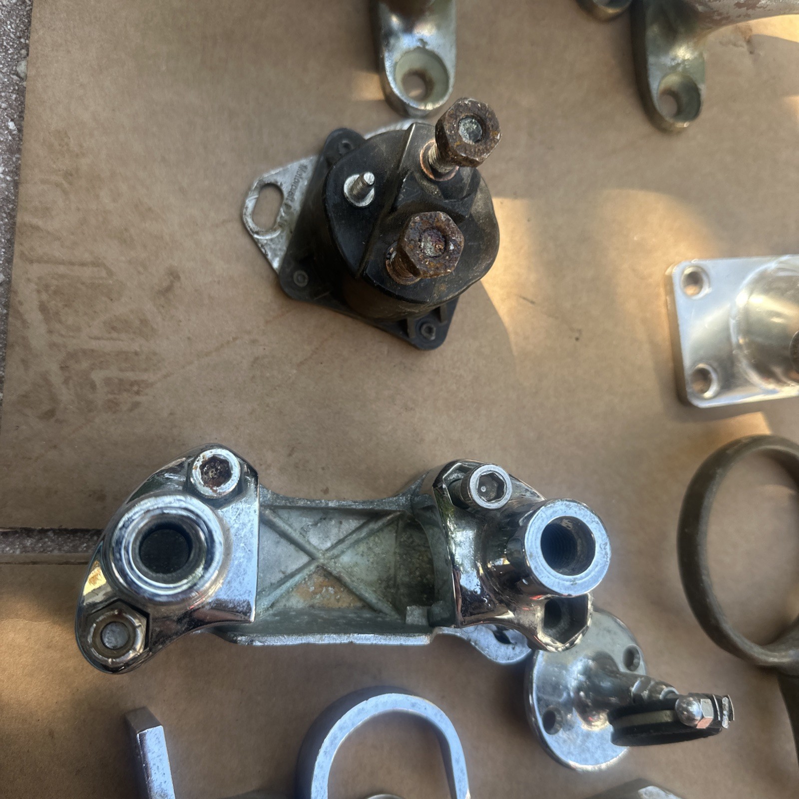 Lot of 32 Pc. Vintage Chrome Boat Cleats, Mounts, Marine Sailing Boating Rigging