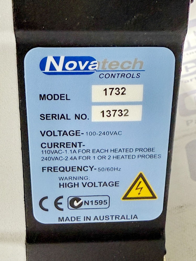 Novatech Controls 1732 Oxygen Transmitter Analyzer 100-240VAC 1 pcs #ZV#