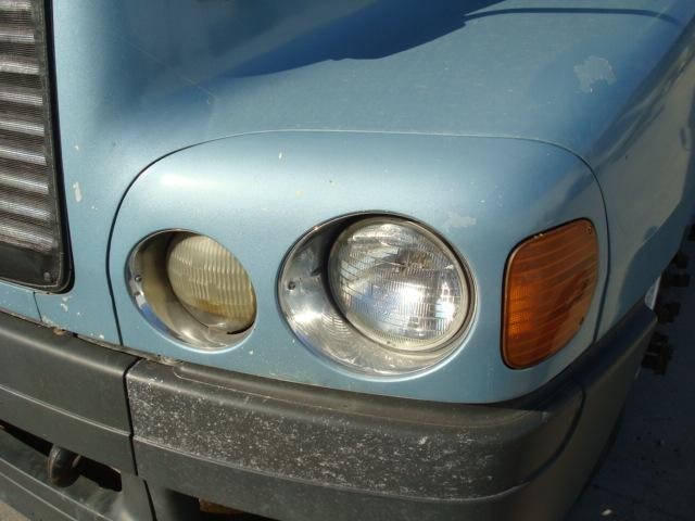For 2003 FREIGHTLINER HEADLIGHT Left ,  IL