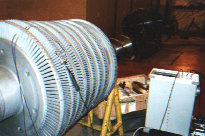steam turbine bladed disk segment overspeed failure turbine blade