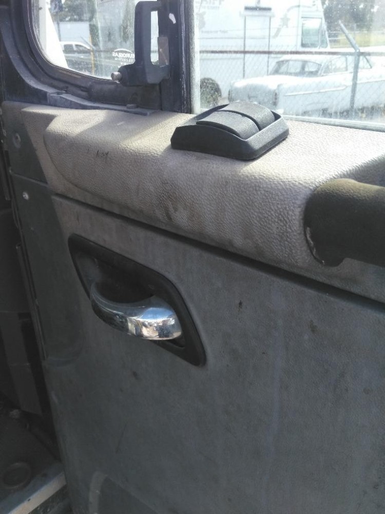 For 2016 PETERBILT 320 1987-2018 DOOR ASSEMBLY Right , FL