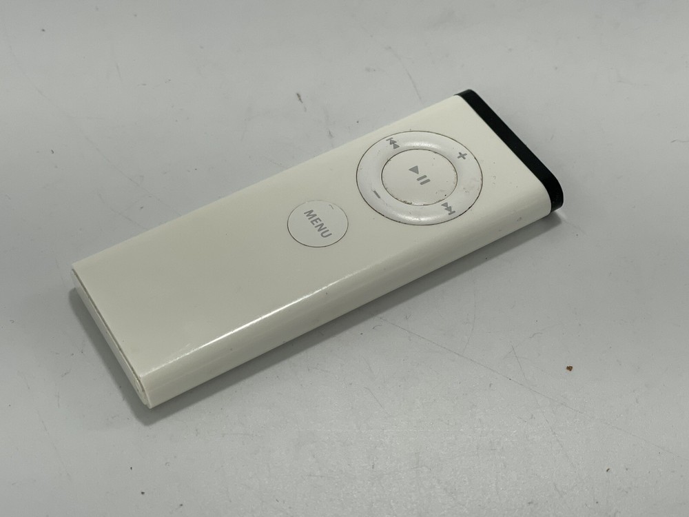 Apple A1156 Wireless Remote Control for iMac MacBook Mac Mini Apple TV - White
