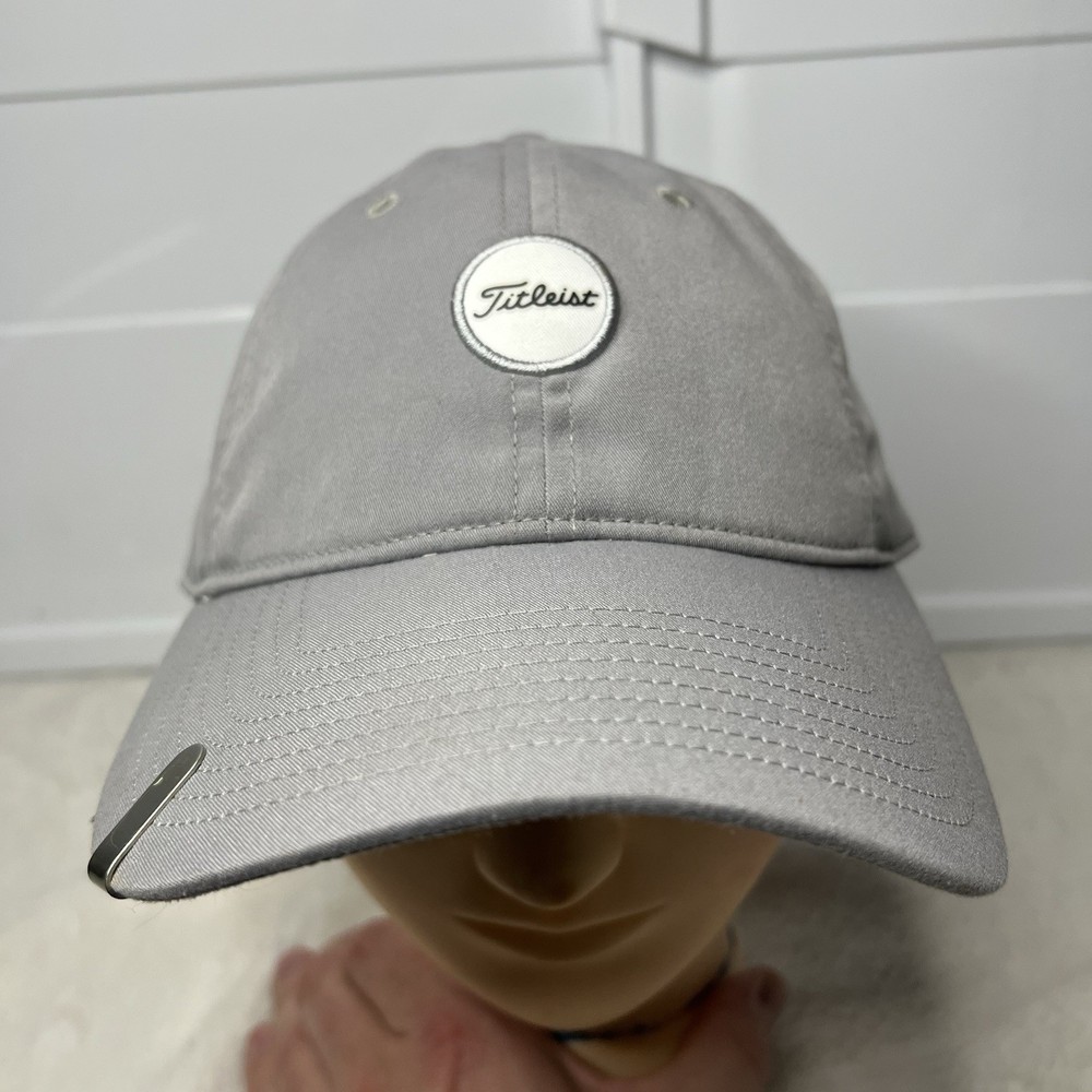 Titleist Hat Cap Strapback One SIze Grey Adjustable Golf Hat Lightweight Logo