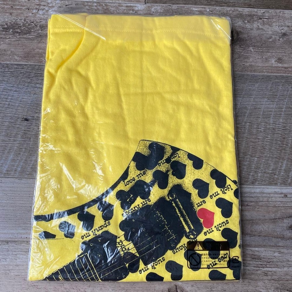 hide original guitar Tshirt