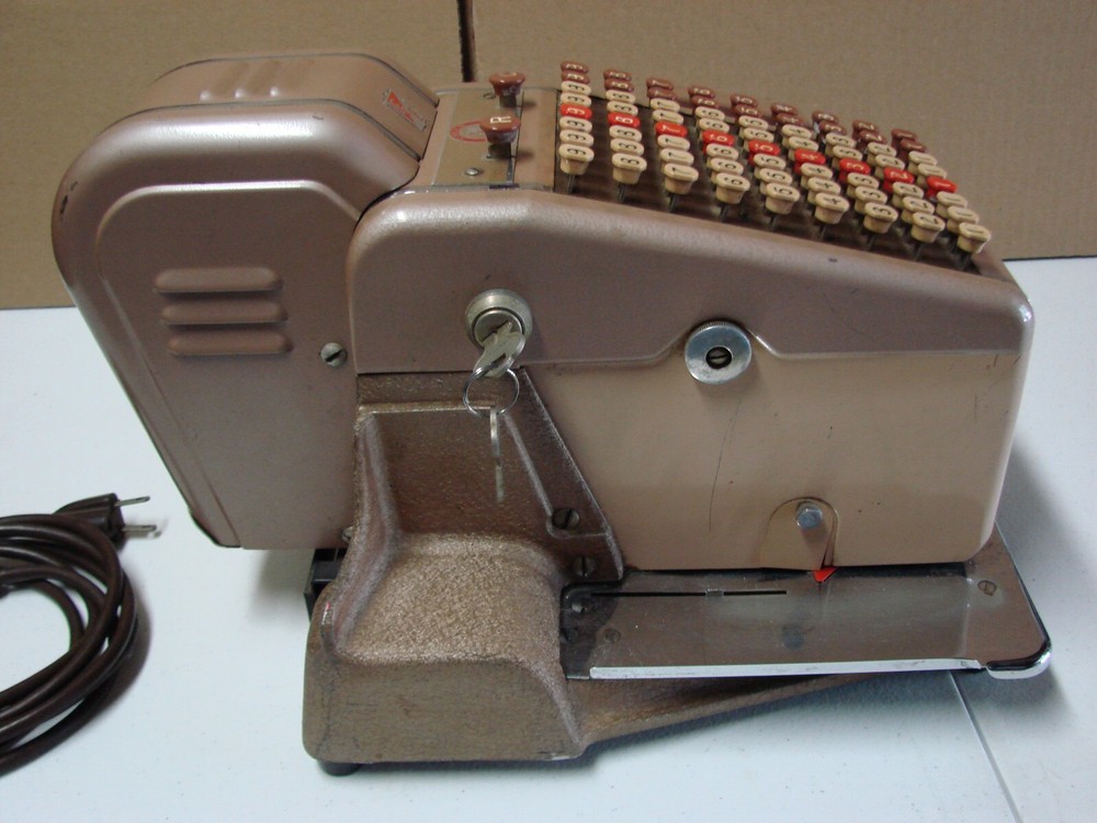 HEDMAN CO. F & E ELECTRIC CHECK WRITER PROTECTOR W/ LOCKING KEYS