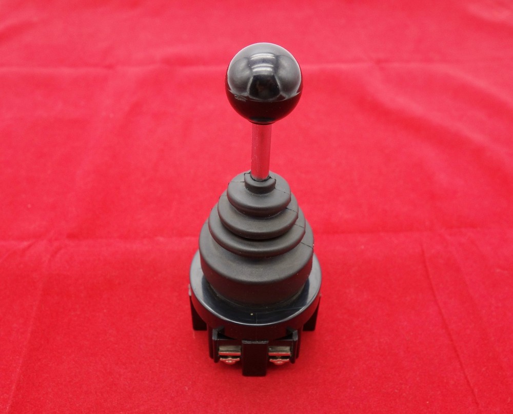 1PC 2 Direction Momentary Monoleaver Switch Joystick controllers Cutout 30mm