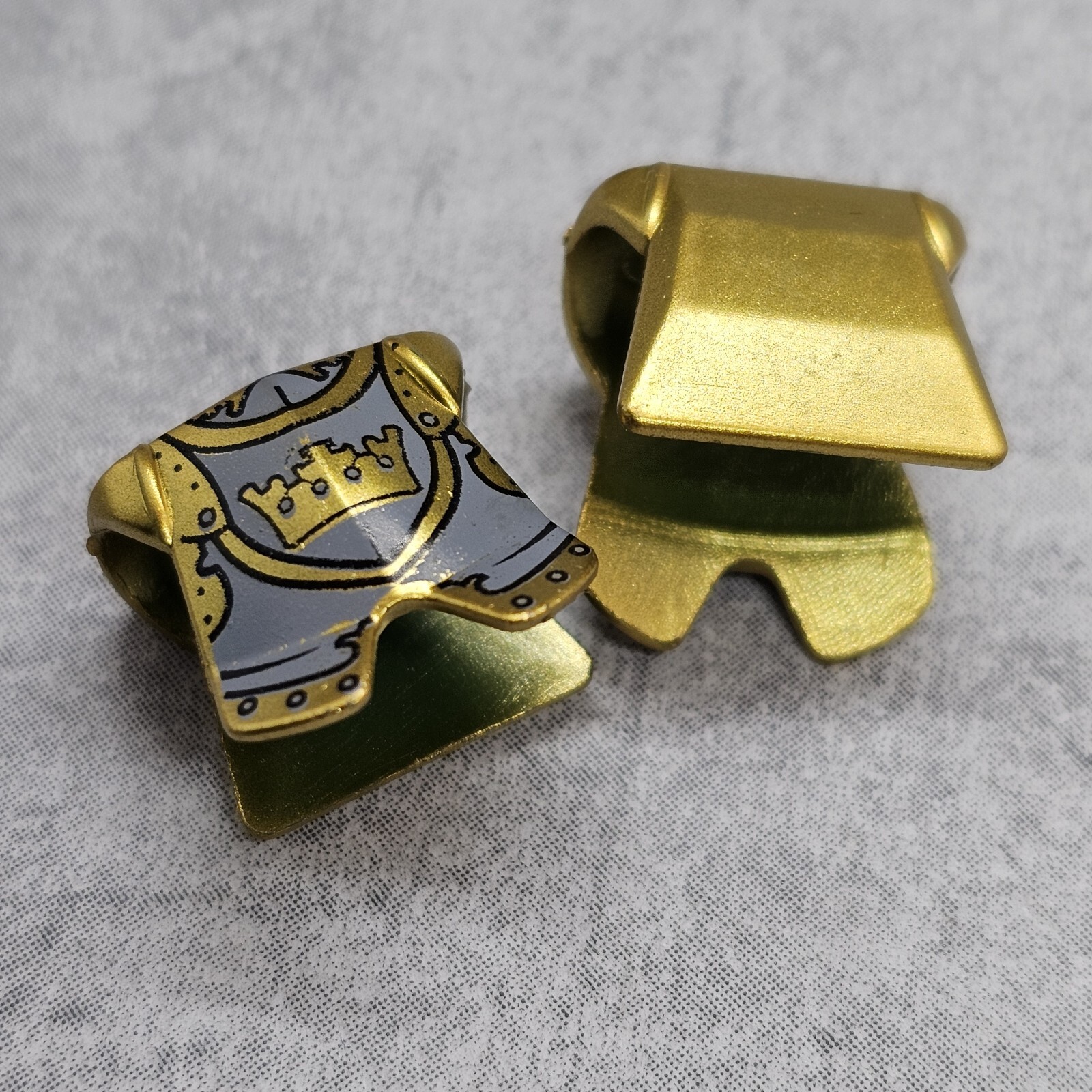 5pack Custom Gold Crown Armor Blocks Accessories for Minifigures Ga6734