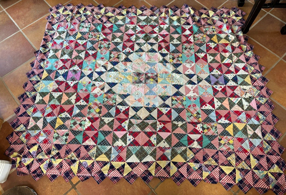 QUILT FROM LATE 1800'S EARLY 1900'S PATCHWORK (87X 73.5)
