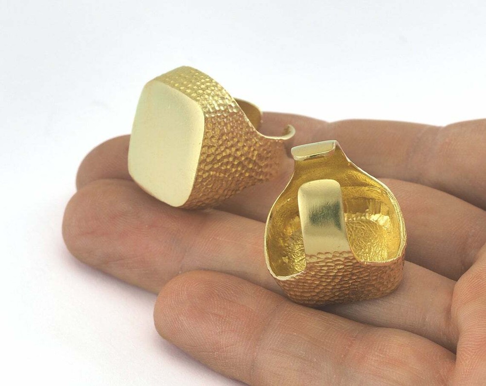 Hammered Shape Ring Blank - Raw brass (18.5mm 8US inner size - Adjustable ) 564