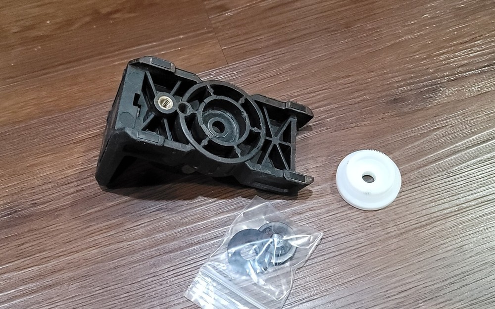 Dewalt BRACKET FOR DW085K 5-Beam Self Leveling Laser Pointer