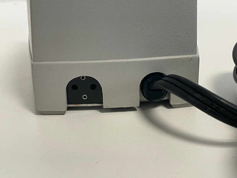 T1: Reichert Instruments Model 650 Variable Power Supply With Illuminator