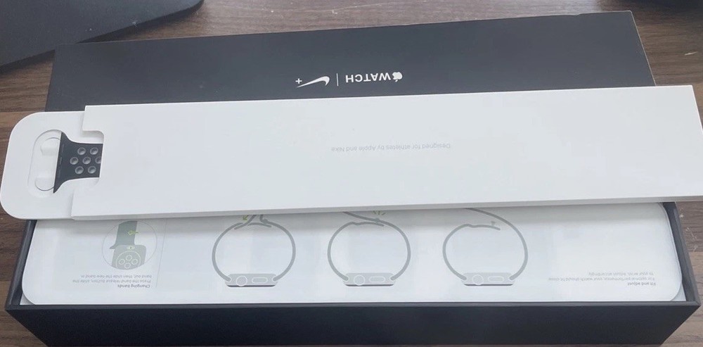 Apple Watch NIKE (BOX ONLY)