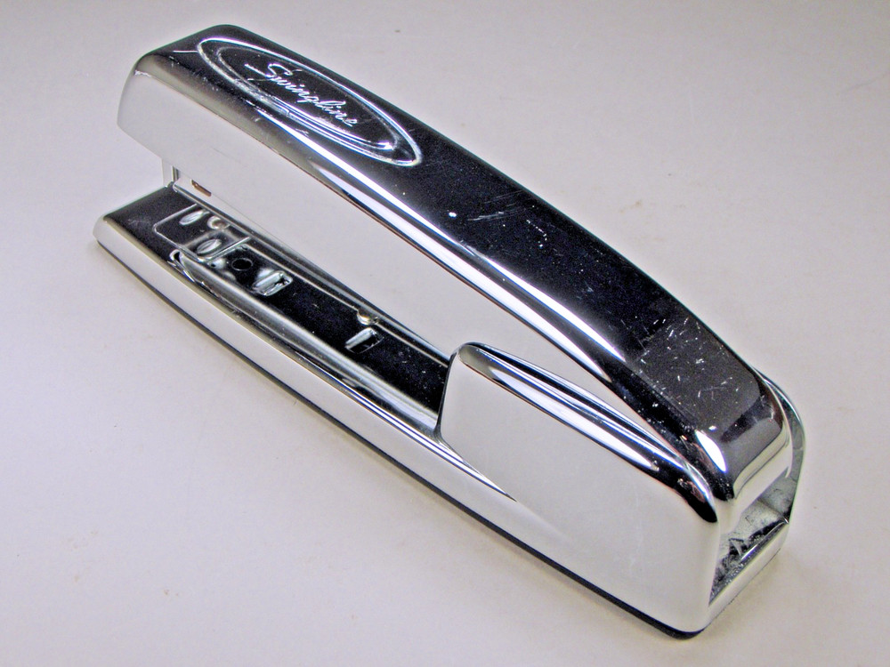 Swingline 747 Polished Chrome Stapler 20 Sheets Silver Chrome