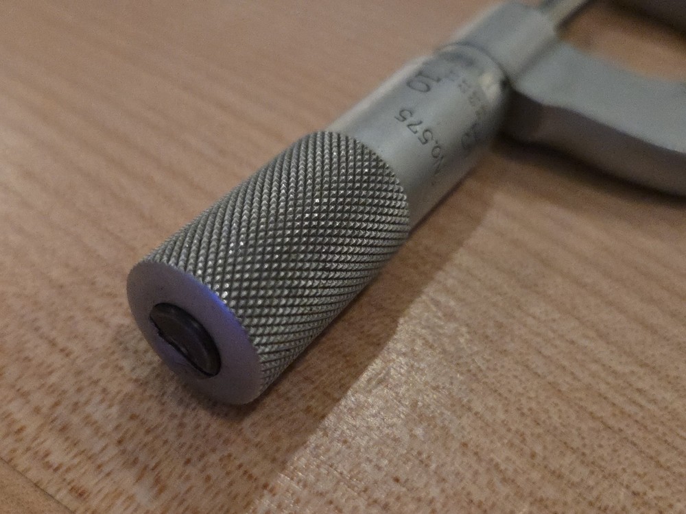 Starrett No. 575 Screw Pitch Micrometer 32-40