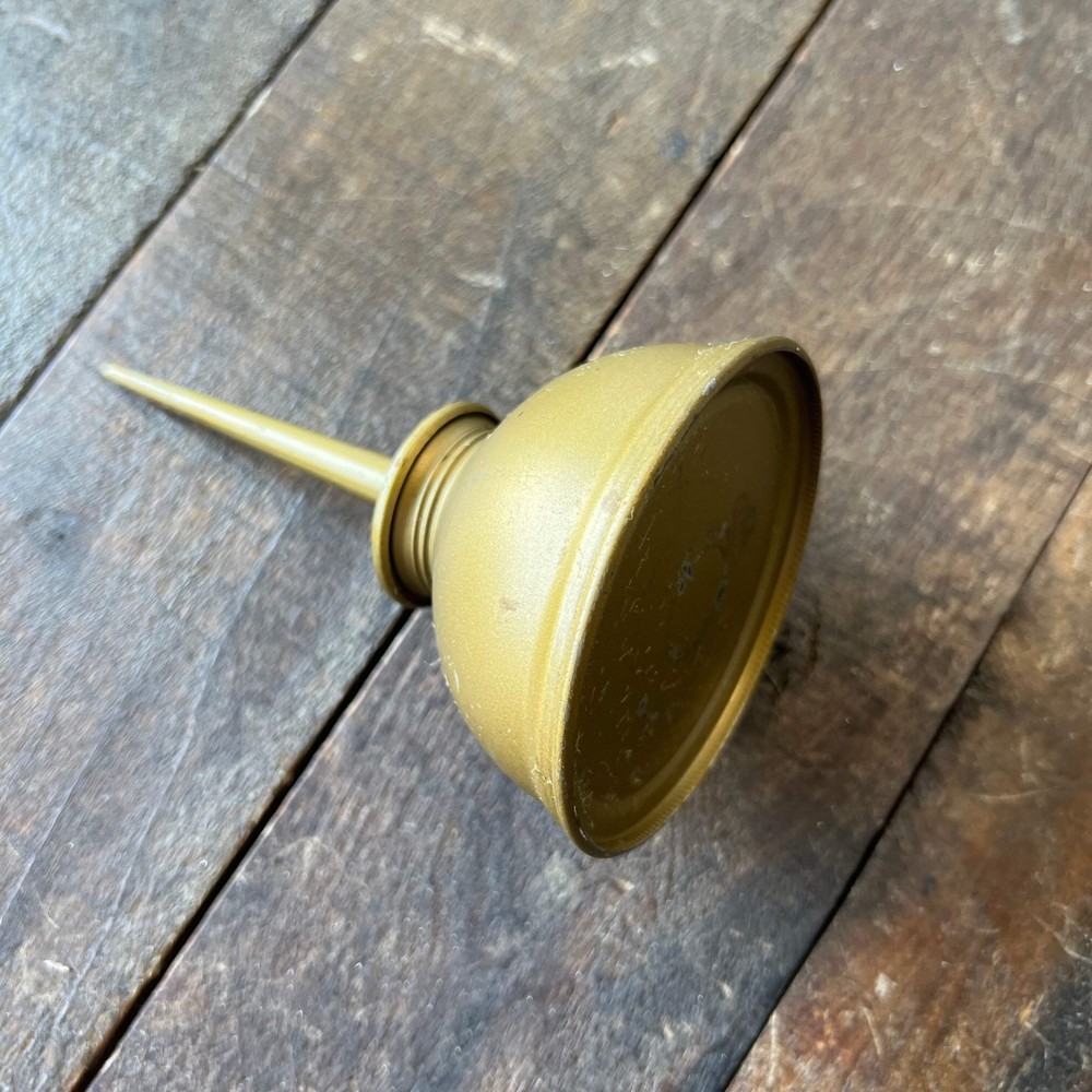 Vintage Eagle Thumb Pump Oiler