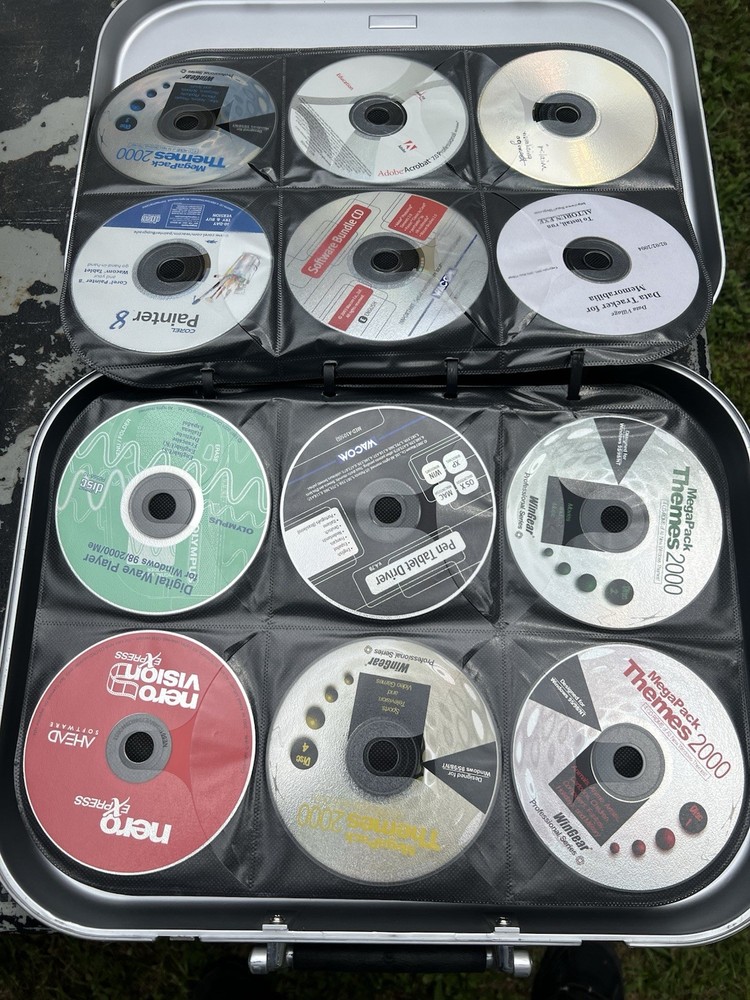 100 Plus CD ROMs Whole Case