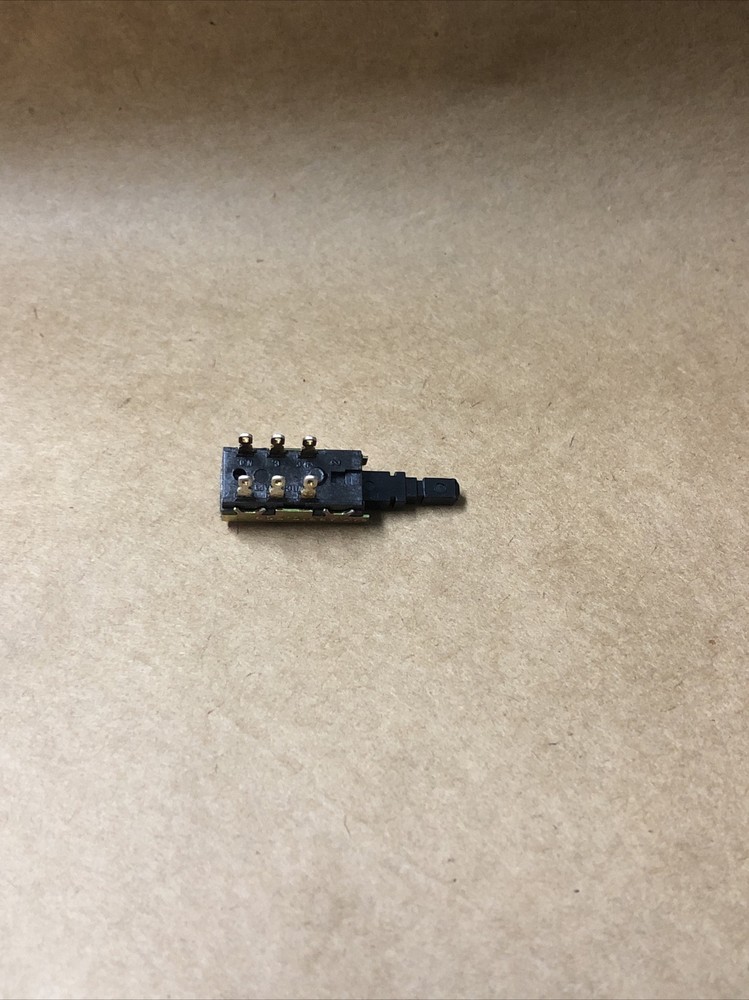 SWITCHCRAFT PART# 85061BOA