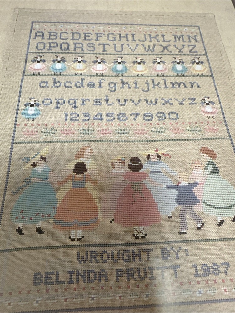 Crosstitch Pattern Book “A Girl’s First Sampler”