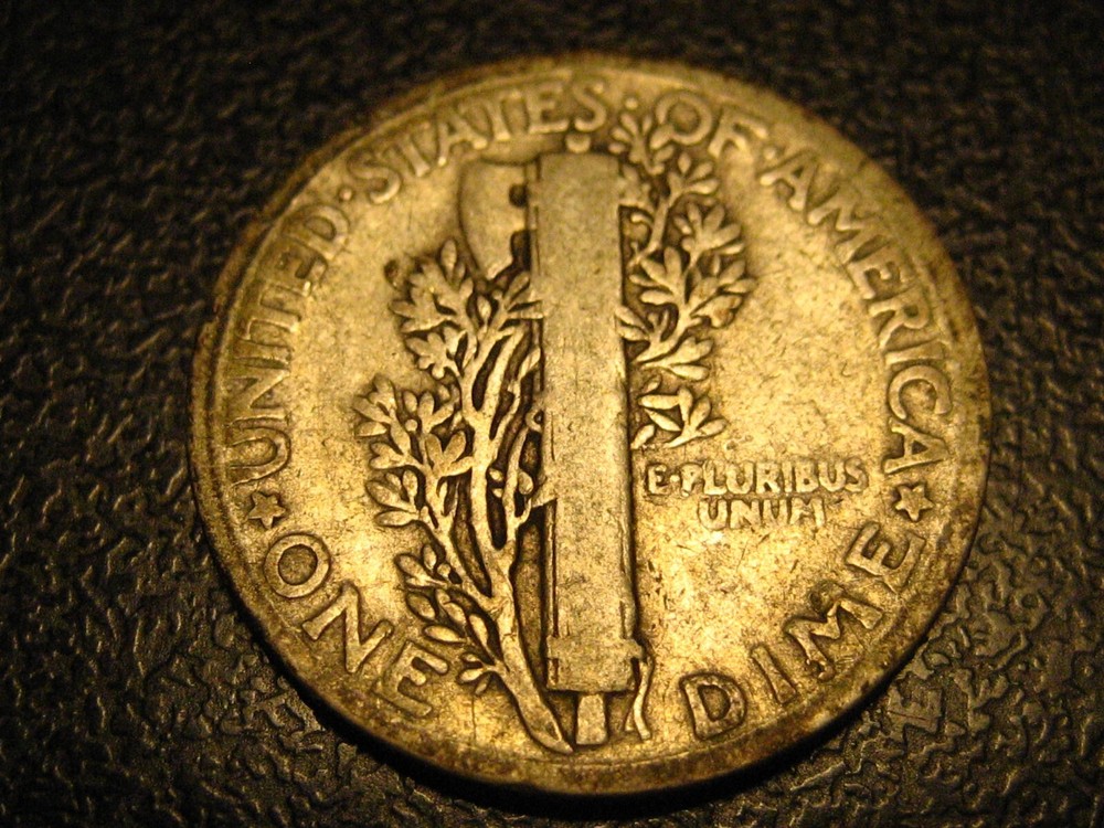 1928-P 90 % Silver Mercury Head Dime #2