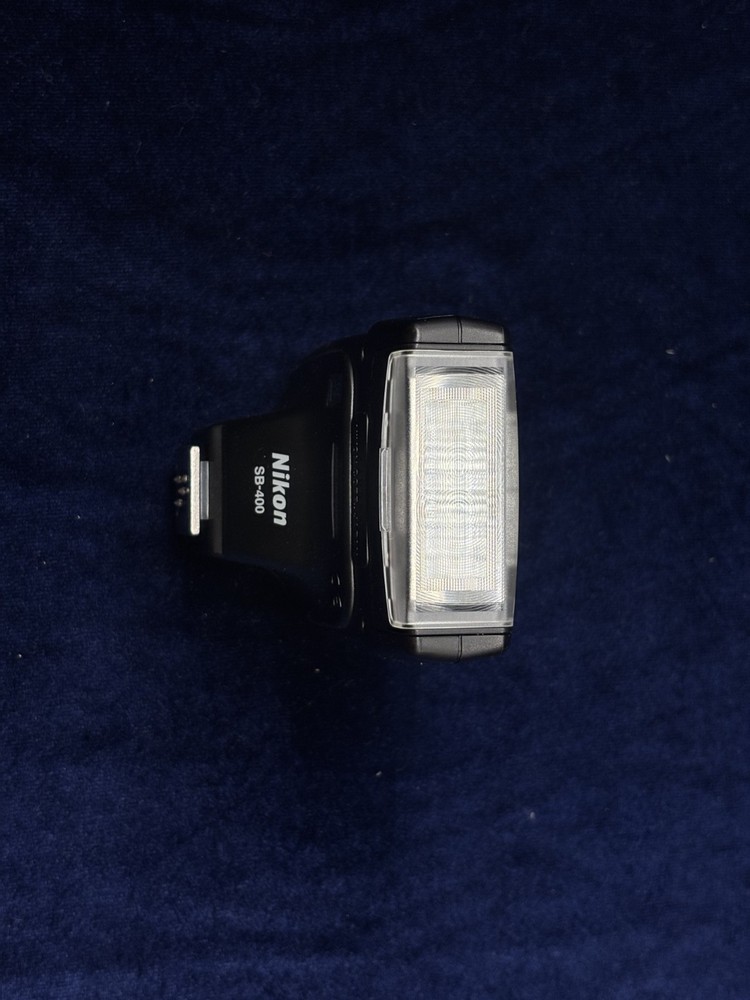 Nikon Speedlight SB-400