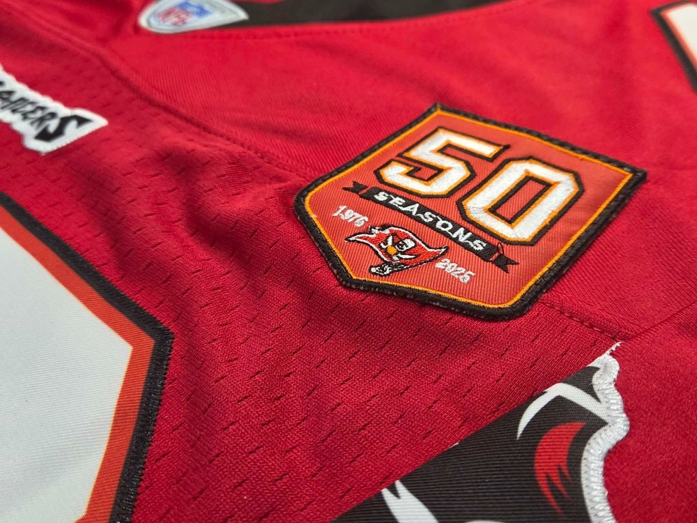 MIKE ALSTOTT **XL* 2000'S STYLE BUCS THROWBACK, SEWN, NEW!
