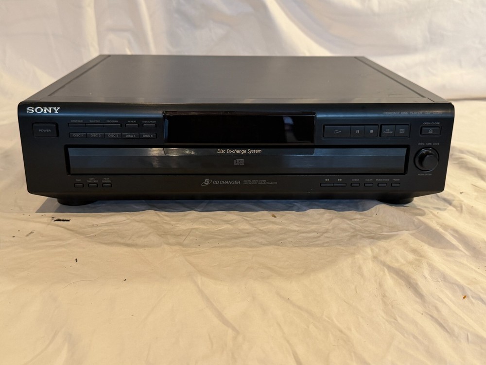Sony CDP-CE215 5 Disc CD Changer Player - Good - Tested